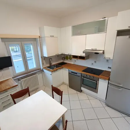 La Casa Di Andrea Apartment *